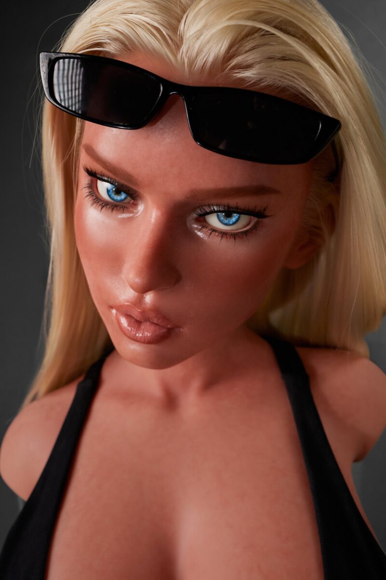 climax-883-100cm-silicone-sex-doll-torso-fiora (11)